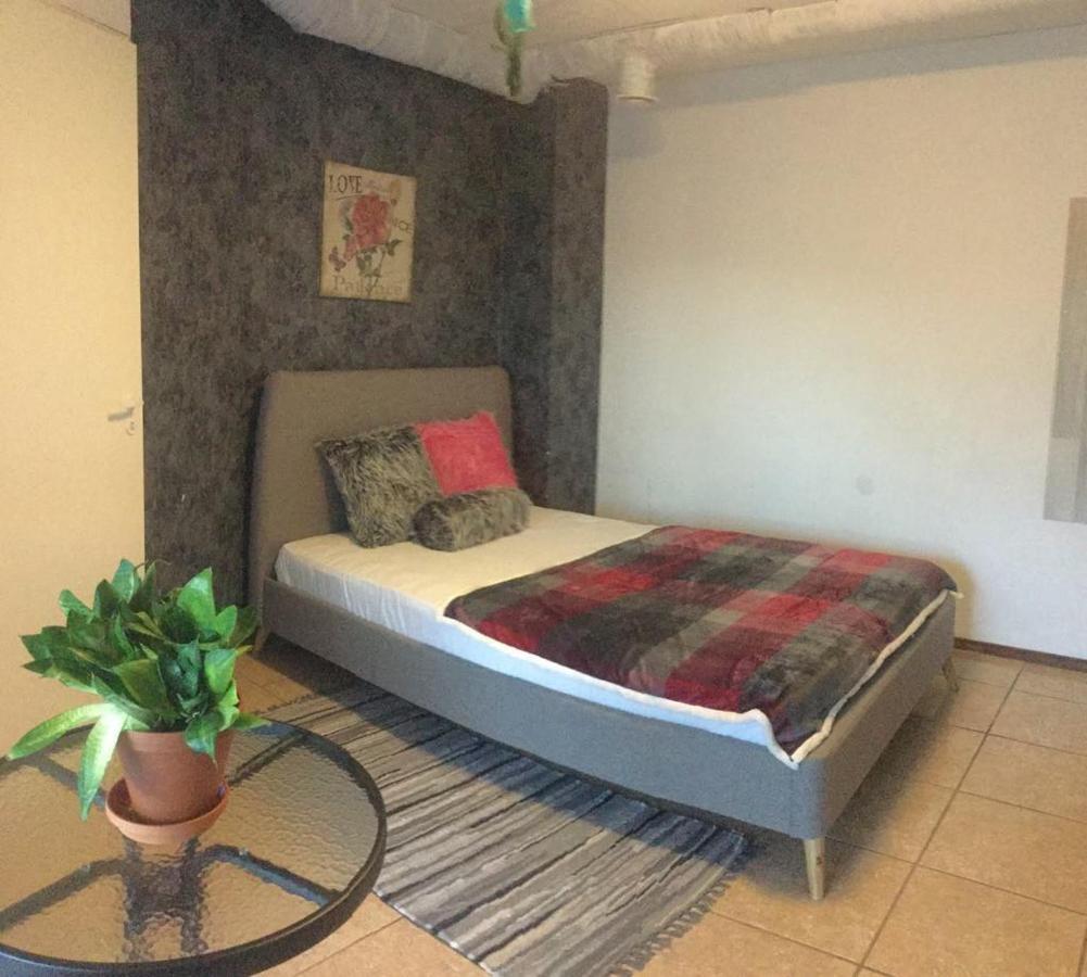 Harbour Hub Hostel タリン エクステリア 写真